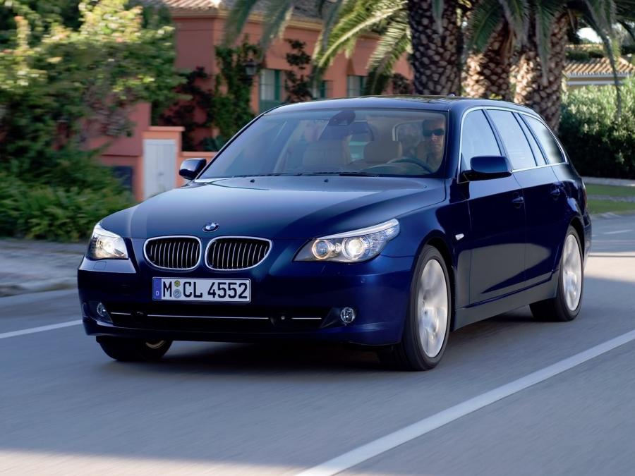  BMW 530i Touring 2007 года  (фото 43 из 46)